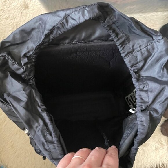 Vintage Invicta Black HOT WORLD Motocross Backpack - Expandable! 🎒 - Picture 8 of 16